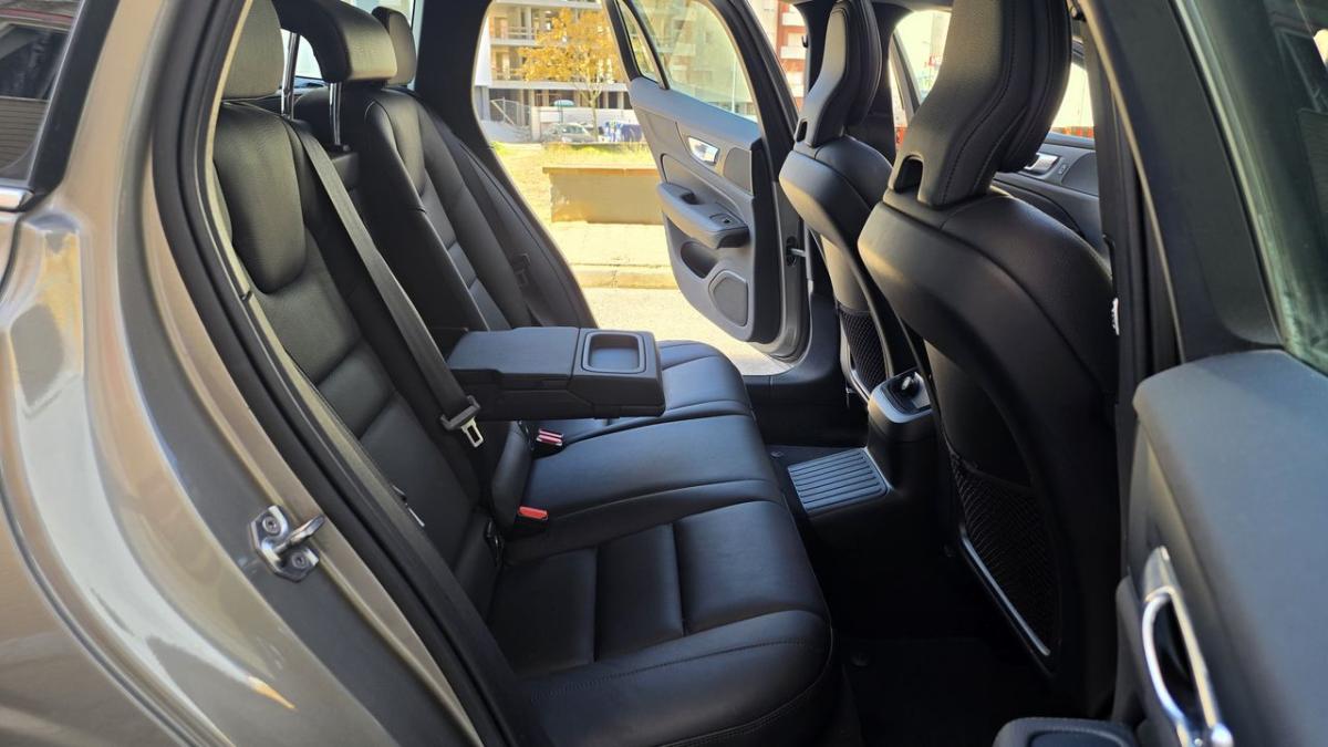 volvo-v60-2019-hibrido-a-gasolina-1969cc