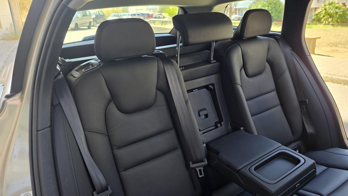 volvo-v60-2019-hibrido-a-gasolina-1969cc