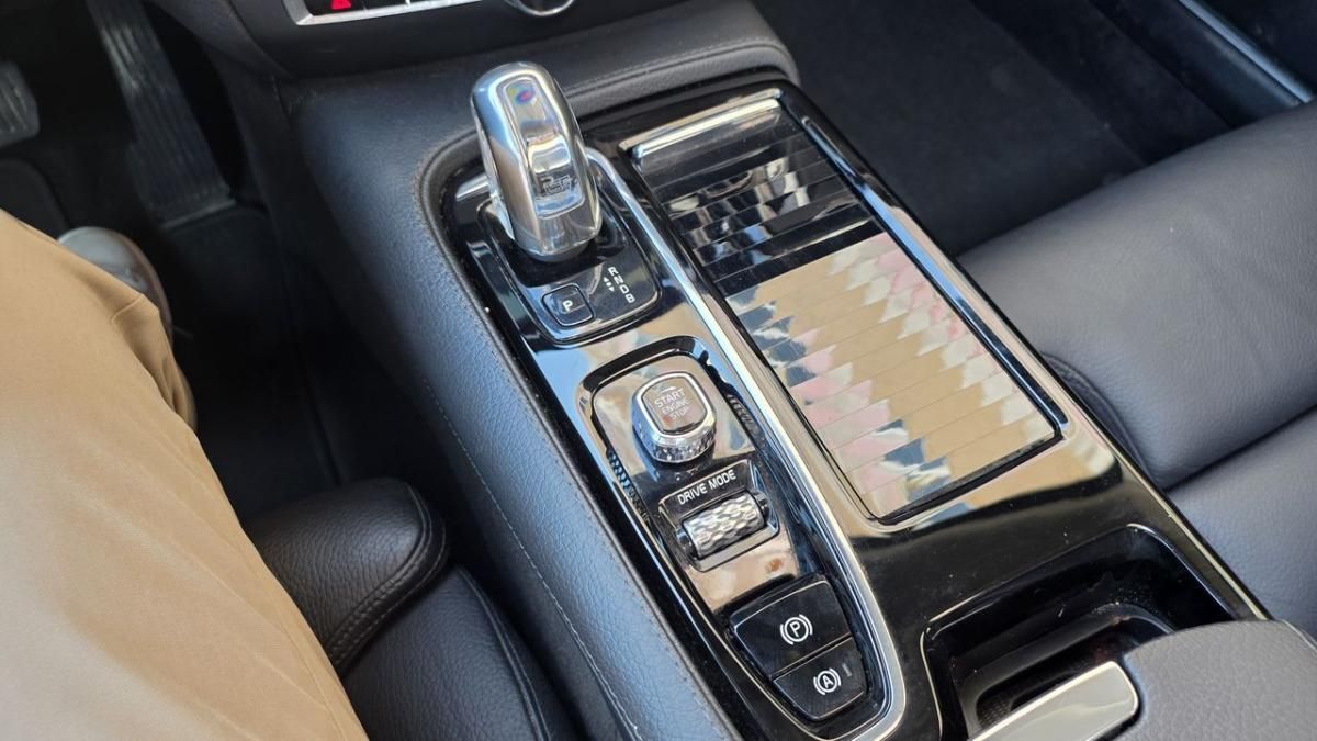 volvo-v60-2019-hibrido-a-gasolina-1969cc