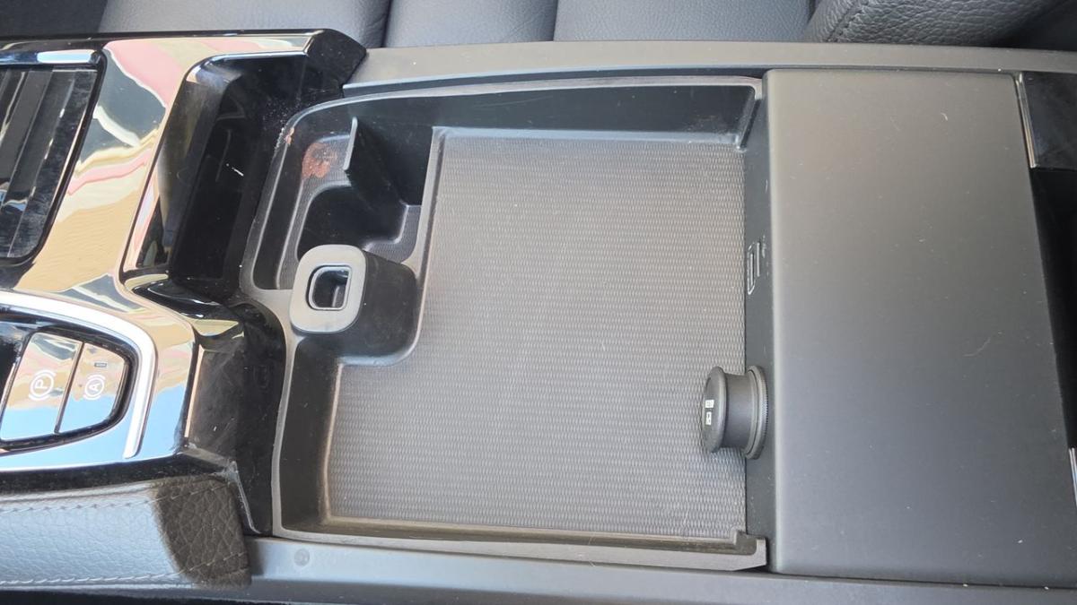 volvo-v60-2019-hibrido-a-gasolina-1969cc