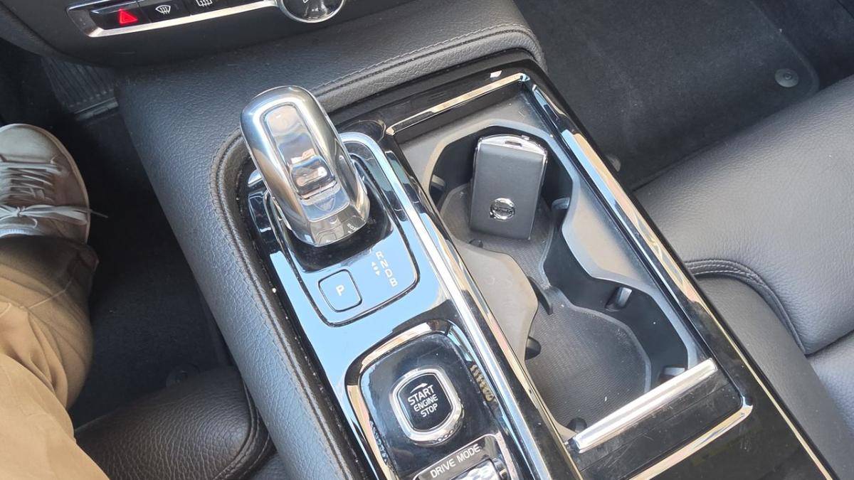 volvo-v60-2019-hibrido-a-gasolina-1969cc