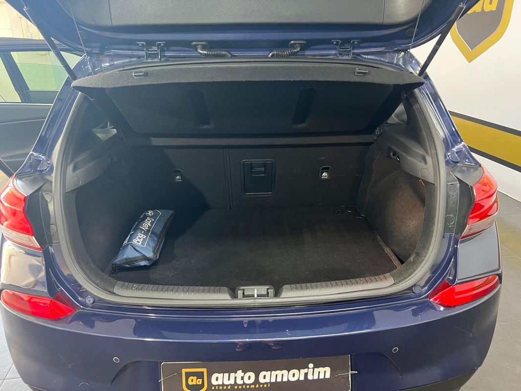 hyundai-i30-2018-gasolina-998cc