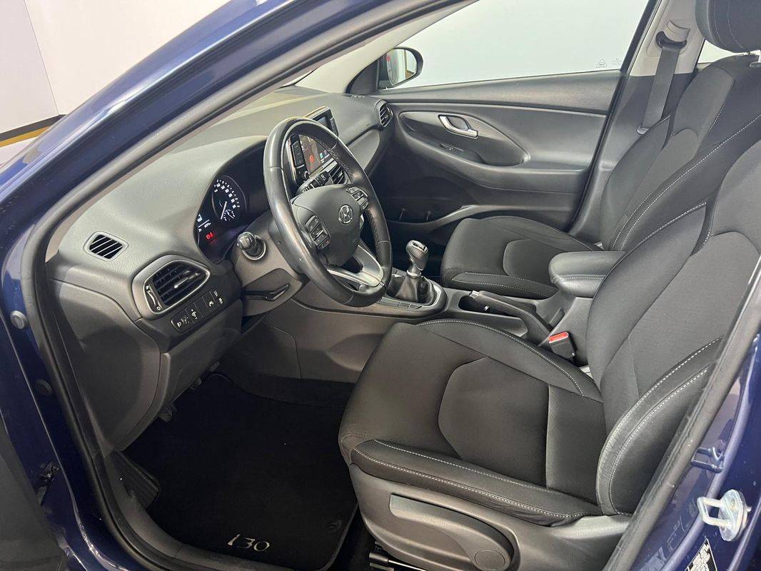 hyundai-i30-2018-gasolina-998cc