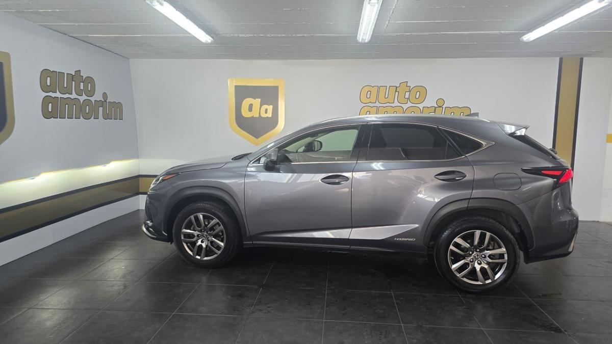 lexus-nx-2018-hibrido-a-gasolina-2494cc