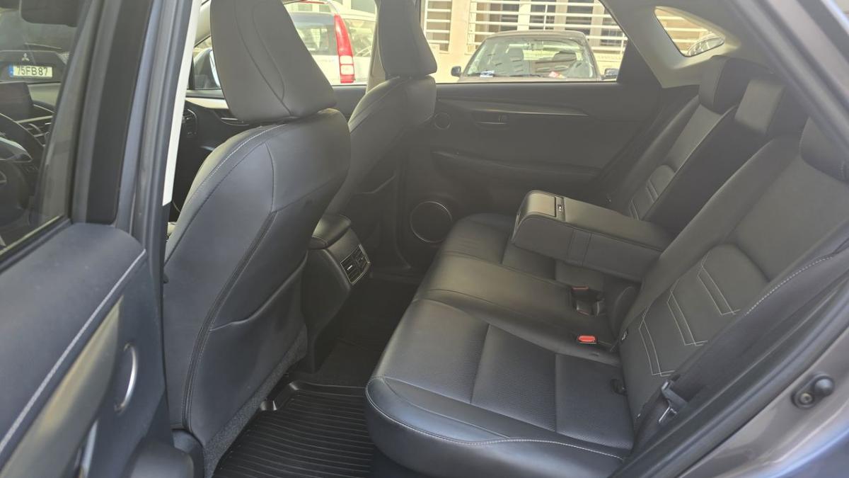 lexus-nx-2018-hibrido-a-gasolina-2494cc