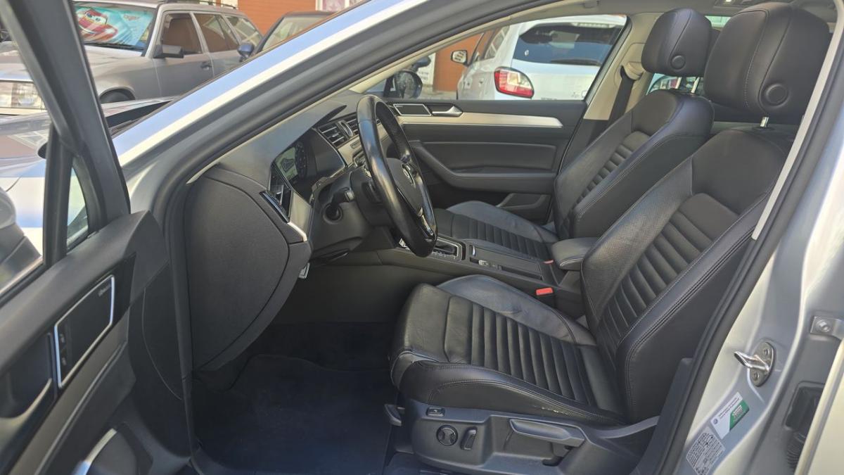 volkswagen-passat-variant-2015-diesel-1968cc