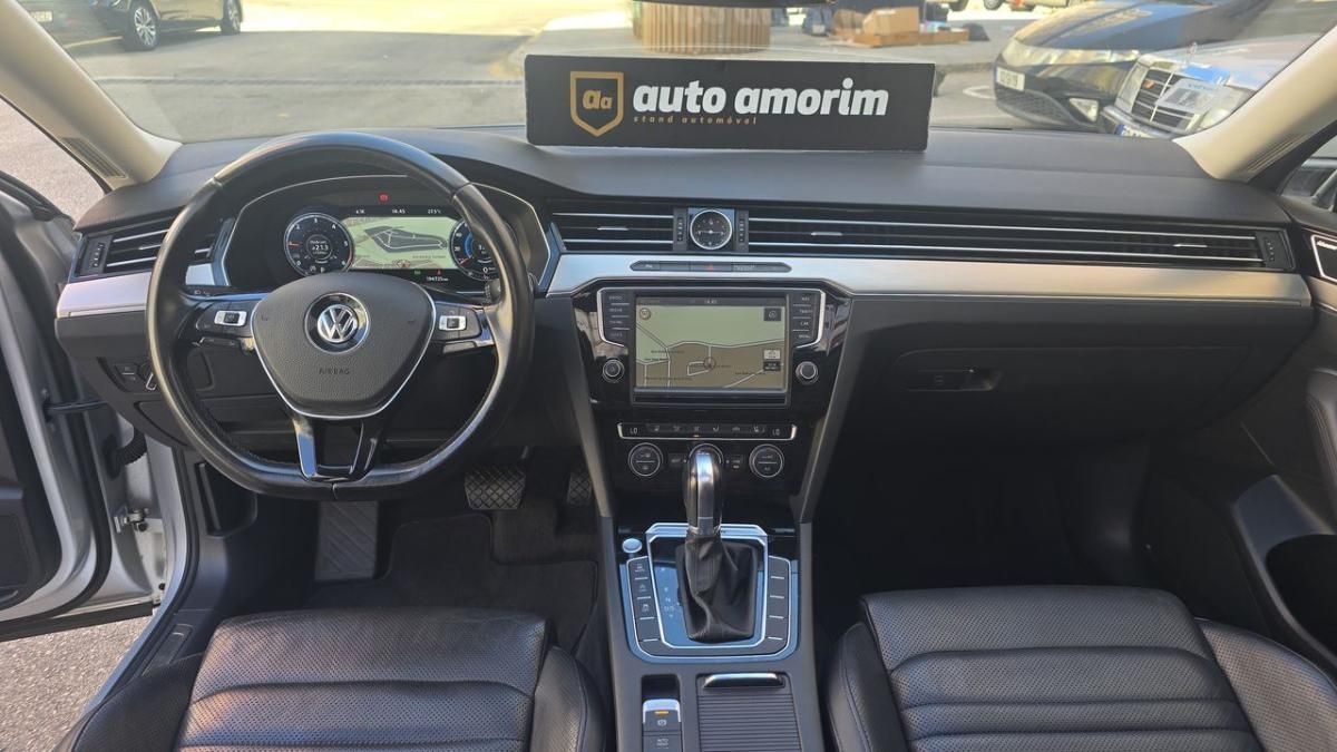 volkswagen-passat-variant-2015-diesel-1968cc