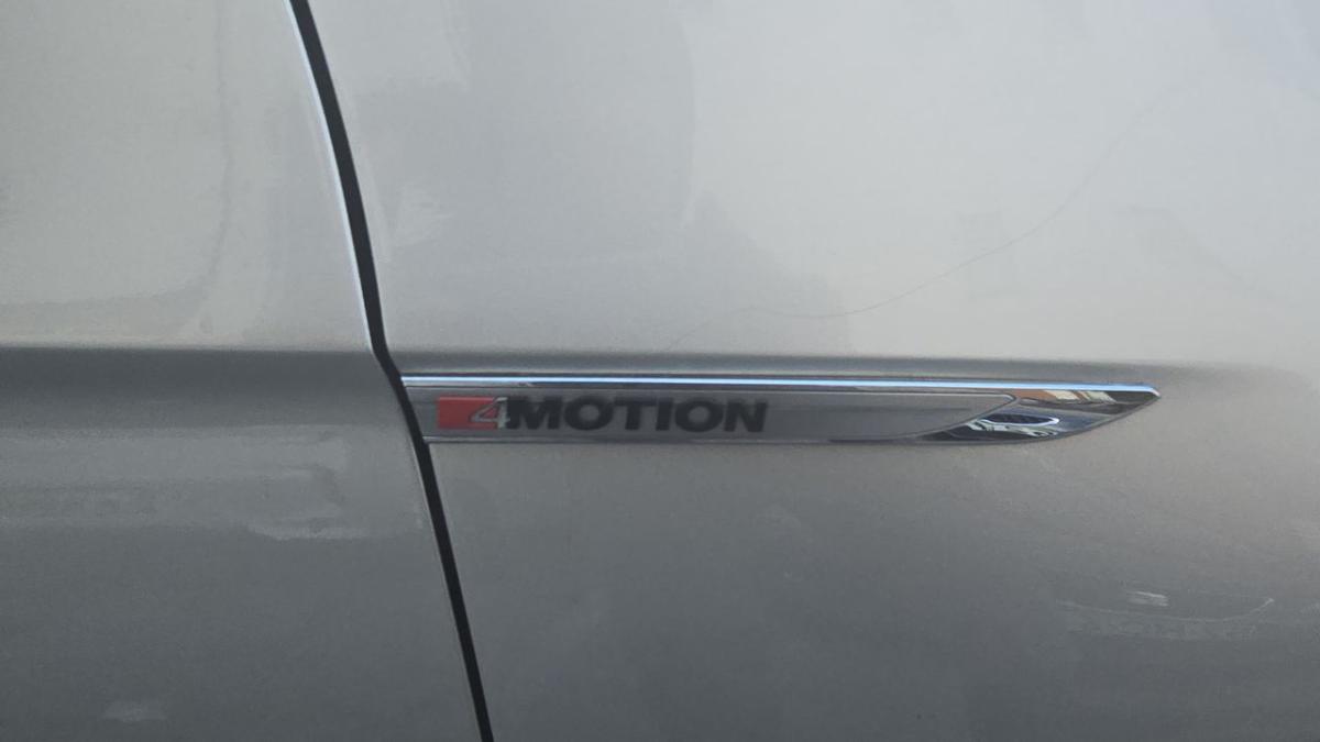 volkswagen-passat-variant-2015-diesel-1968cc