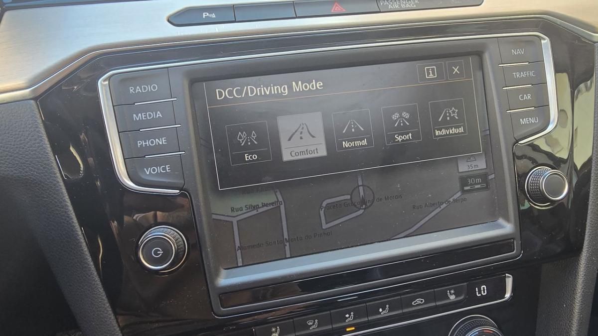 volkswagen-passat-variant-2015-diesel-1968cc