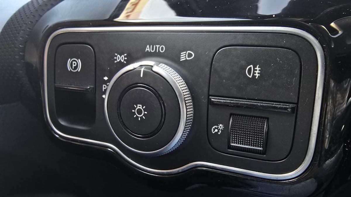 mercedes-benz-classe-a-2020-hibrido-a-gasolina-1332cc