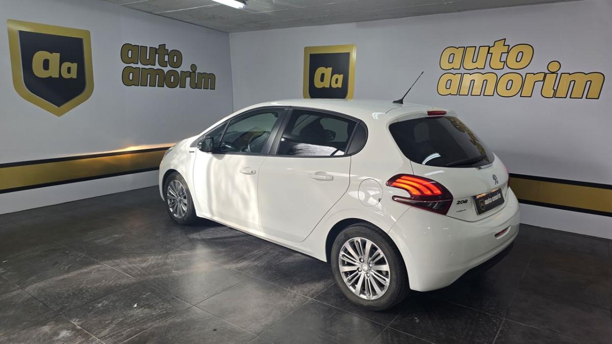 peugeot-208-2019-diesel-1499cc