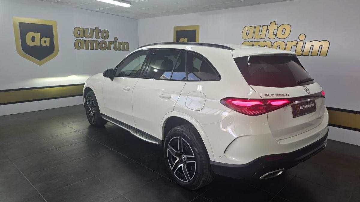 mercedes-benz-glc-2023-hibrido-a-gasolina-1993cc