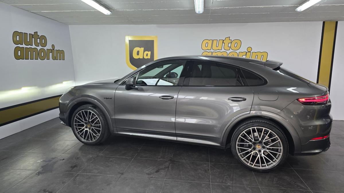 porsche-cayenne-2022-hibrido-a-gasolina-2995cc