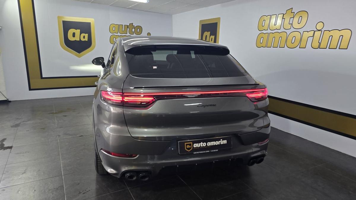porsche-cayenne-2022-hibrido-a-gasolina-2995cc