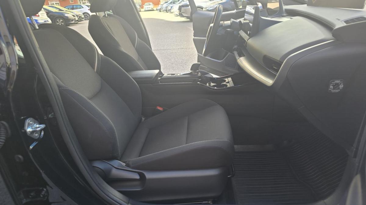 toyota-prius-2023-hibrido-a-gasolina-1987cc