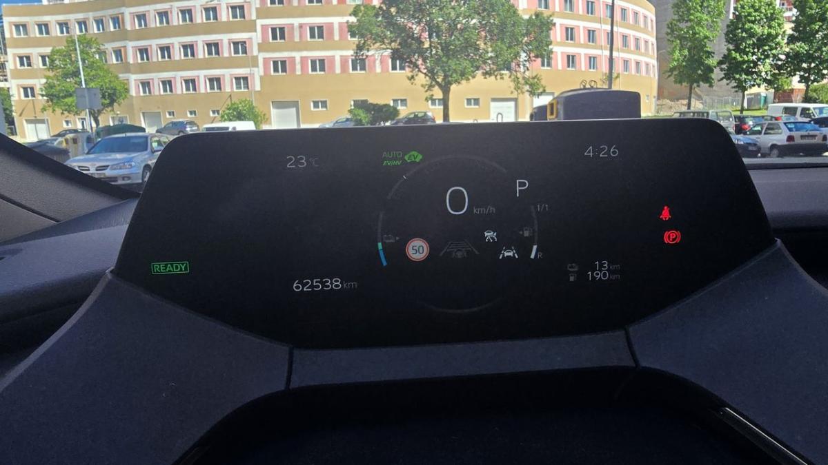 toyota-prius-2023-hibrido-a-gasolina-1987cc