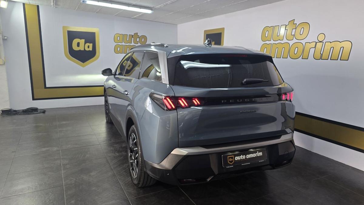 peugeot-5008-2024-gasolina-1199cc