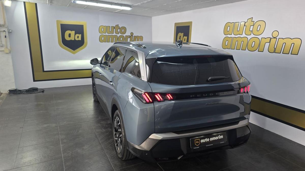peugeot-5008-2024-gasolina-1199cc