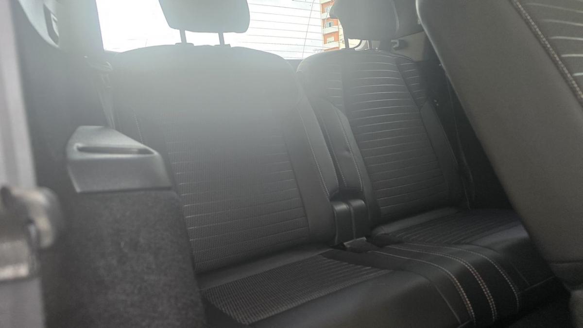 peugeot-5008-2024-gasolina-1199cc