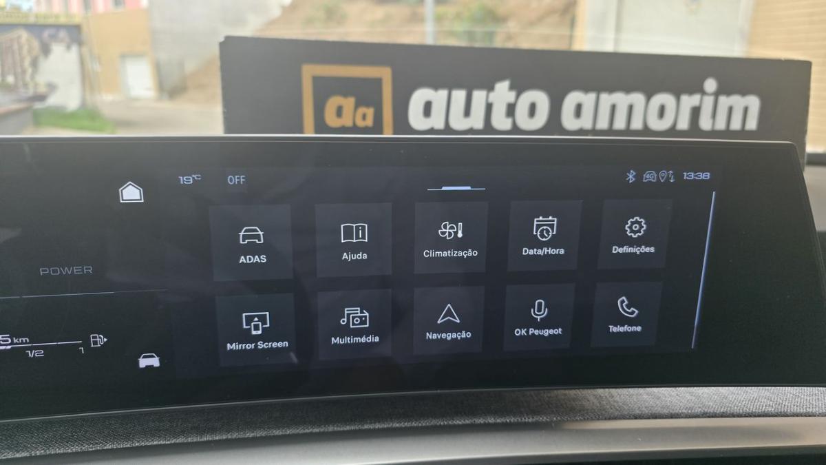 peugeot-5008-2024-gasolina-1199cc