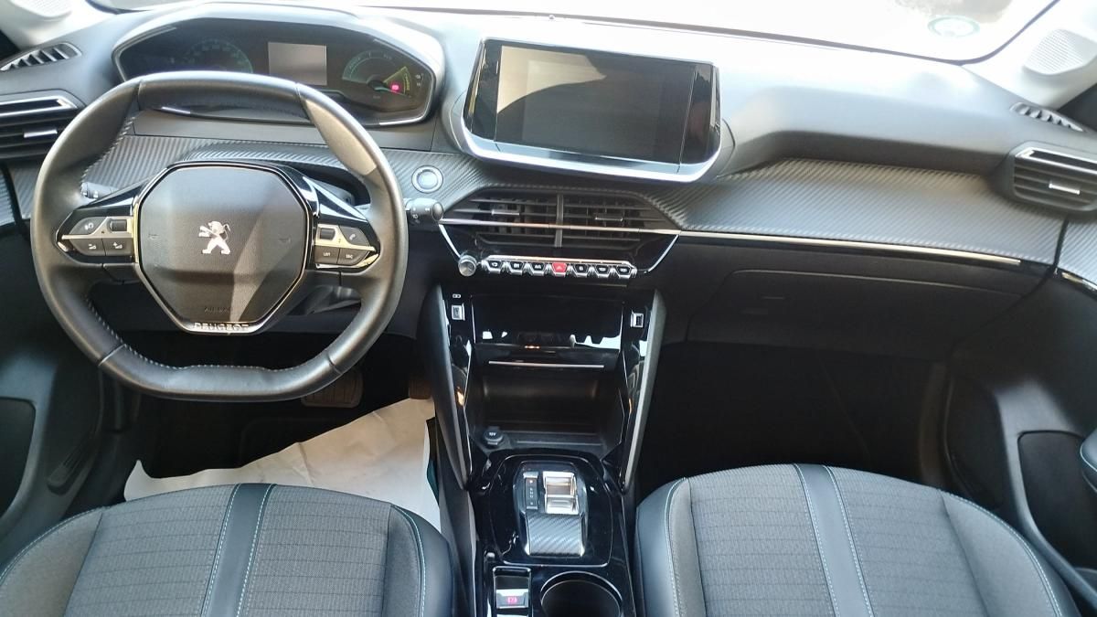 peugeot-208-2023-eletrico-0cc