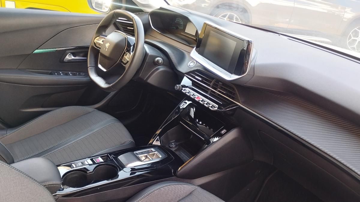 peugeot-208-2023-eletrico-0cc