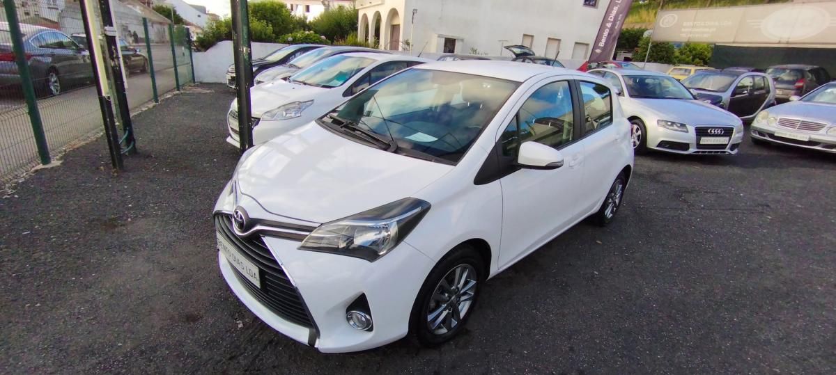 toyota-yaris-2015-gasolina-1329cc