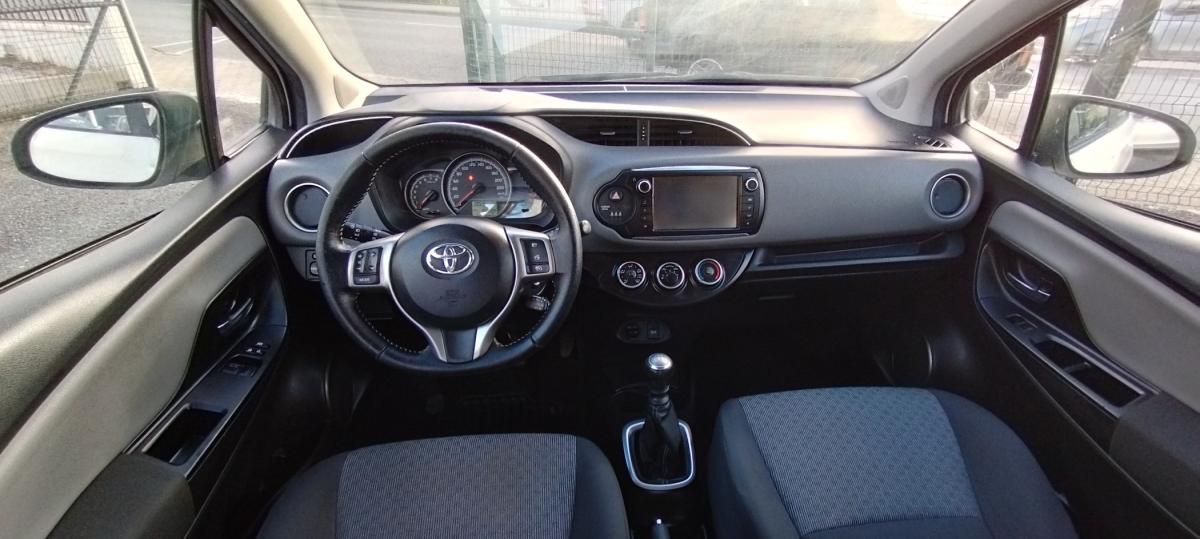 toyota-yaris-2015-gasolina-1329cc
