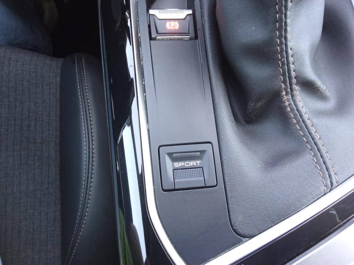 peugeot-3008-2018-gasolina-1199cc