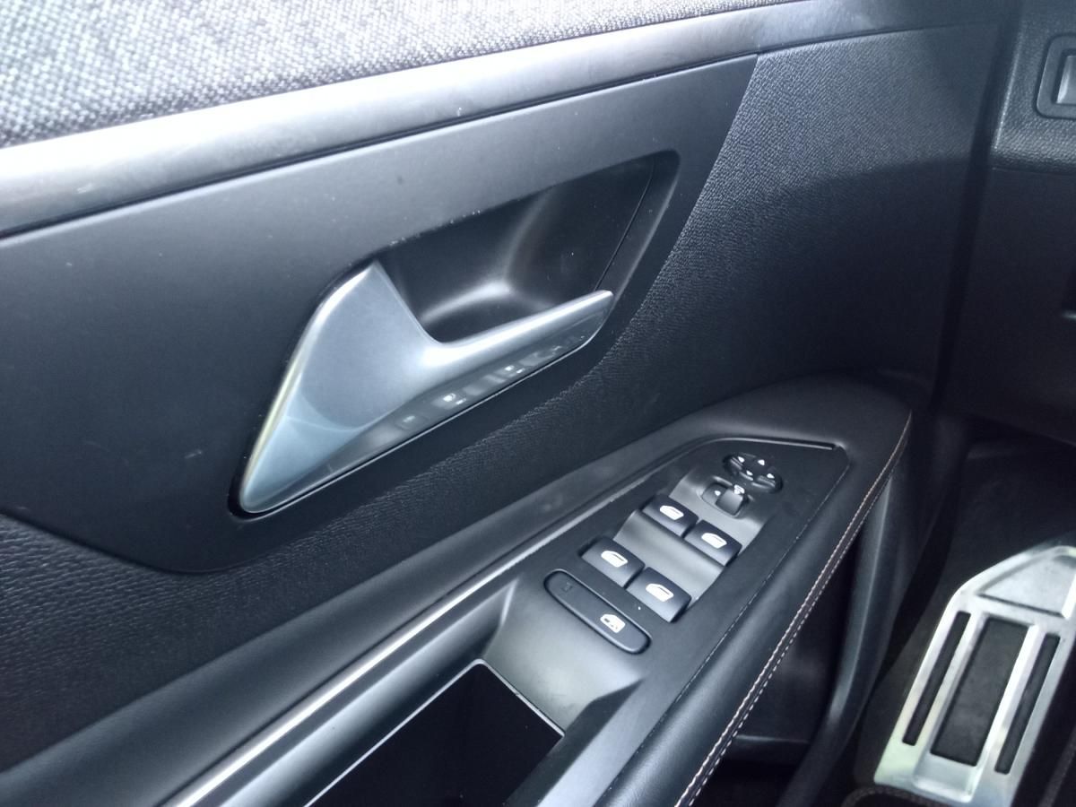 peugeot-3008-2018-gasolina-1199cc