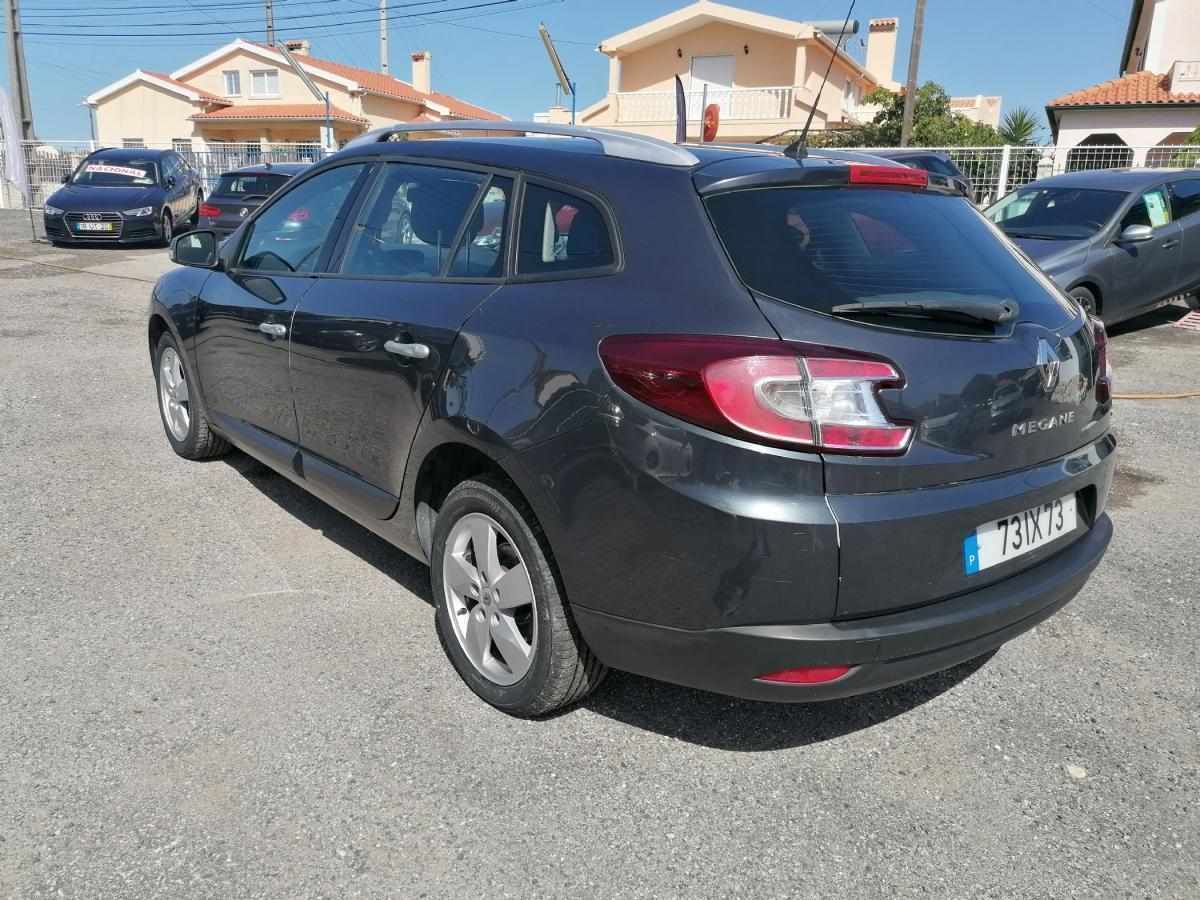 renault-megane-sport-tourer-2010-diesel-1461cc