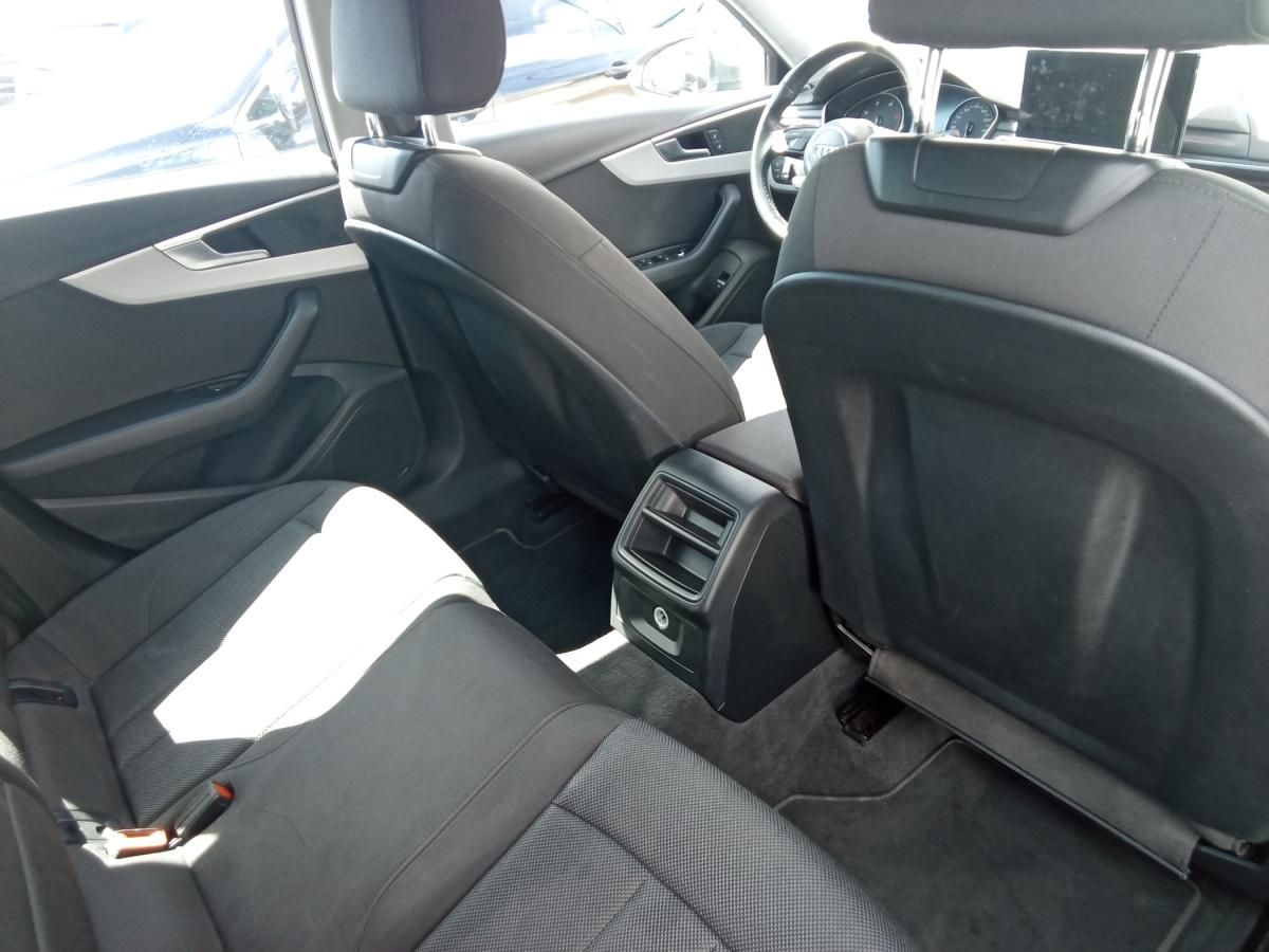 audi-a4-avant-2022-diesel-1968cc