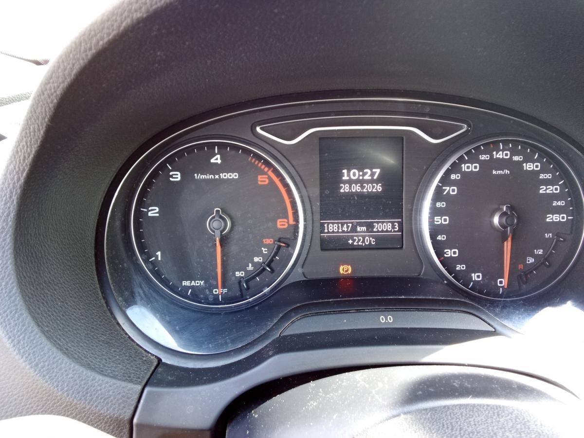 audi-a3-sportback-2017-diesel-1598cc