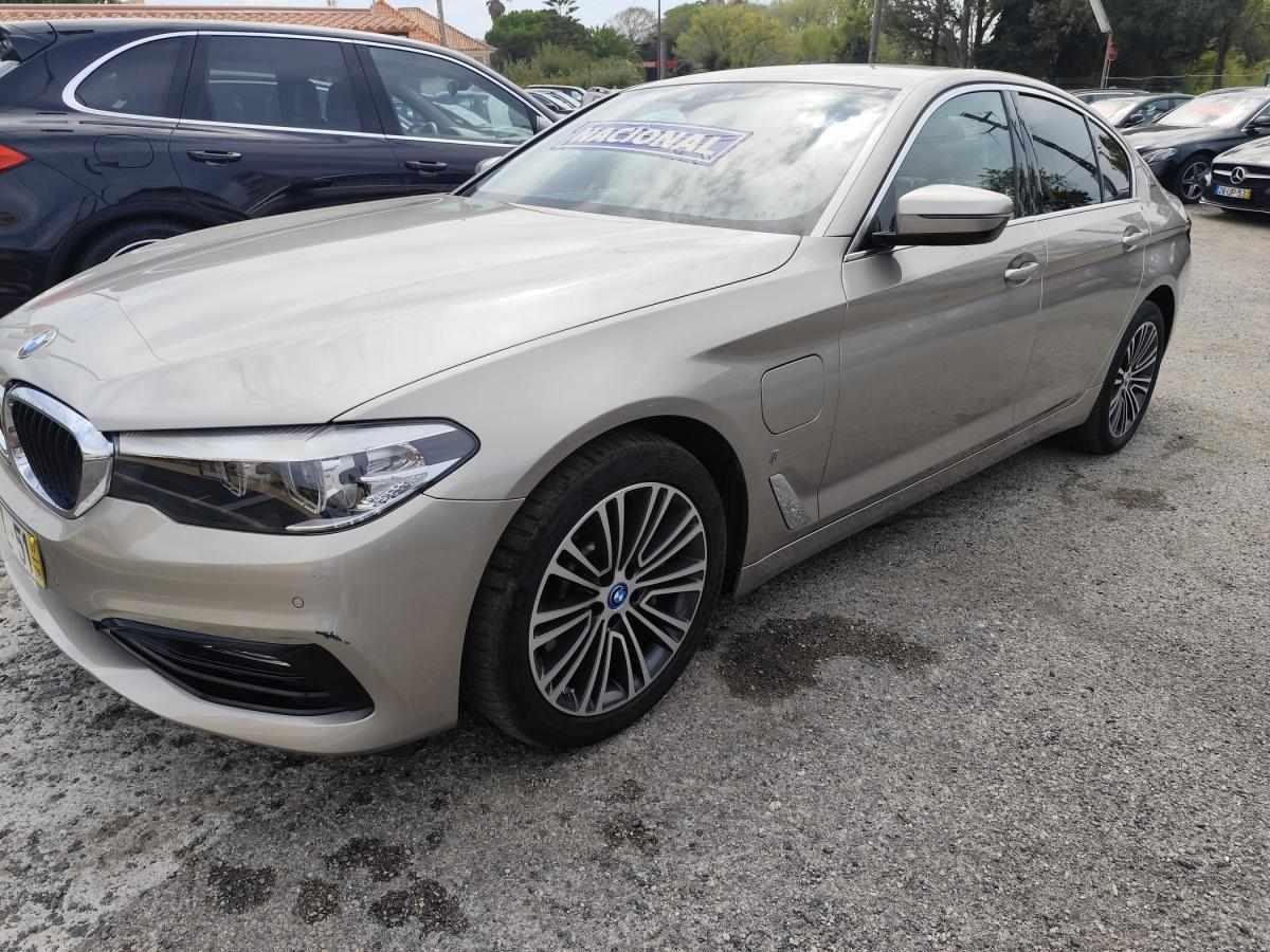 bmw-serie-5-2017-hibrido-a-gasolina-1998cc