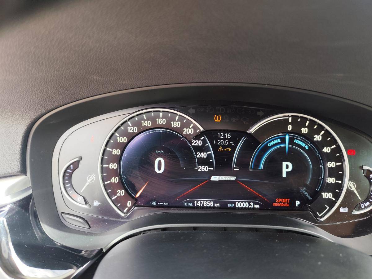 bmw-serie-5-2017-hibrido-a-gasolina-1998cc