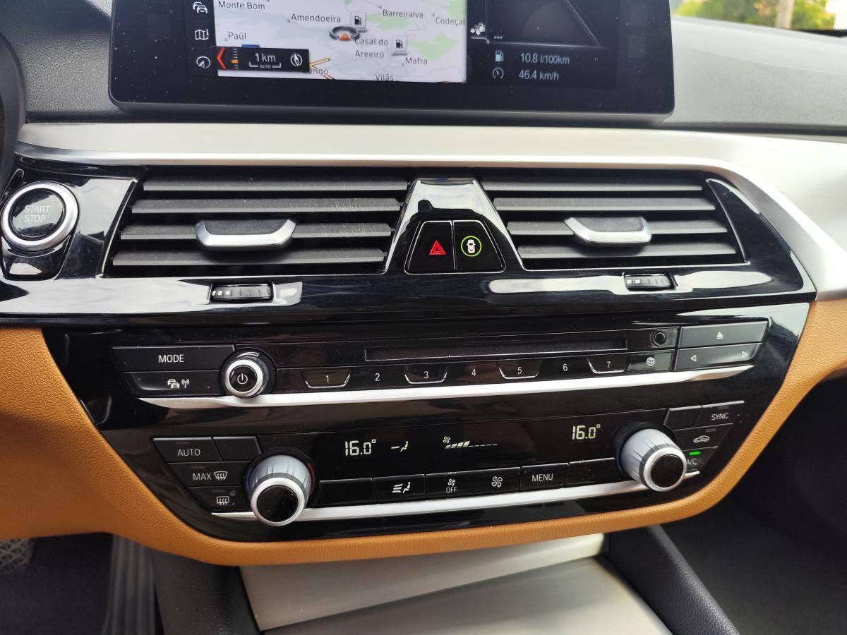 bmw-serie-5-2017-hibrido-a-gasolina-1998cc
