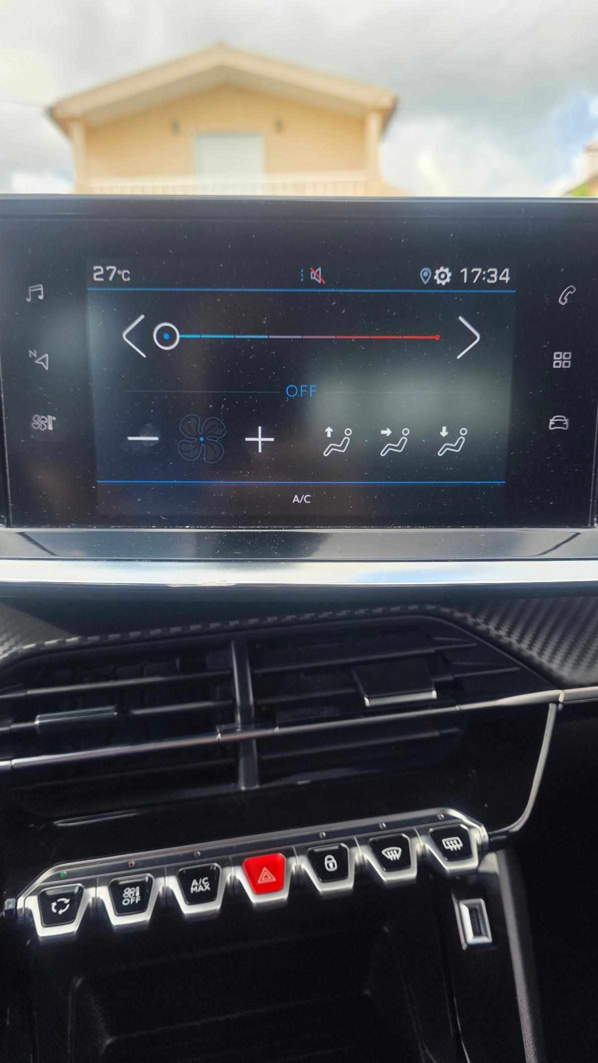 peugeot-208-2021-gasolina-1199cc