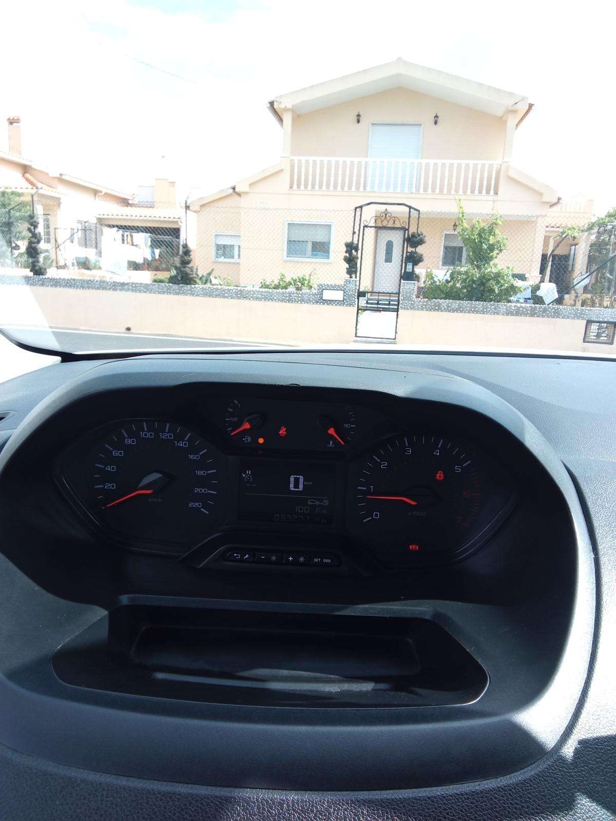 peugeot-partner-2024-diesel-1499cc