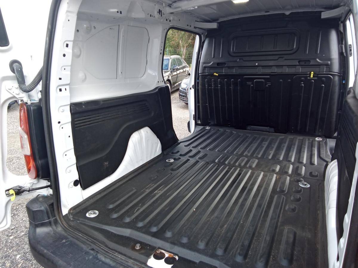 peugeot-partner-2024-diesel-1499cc