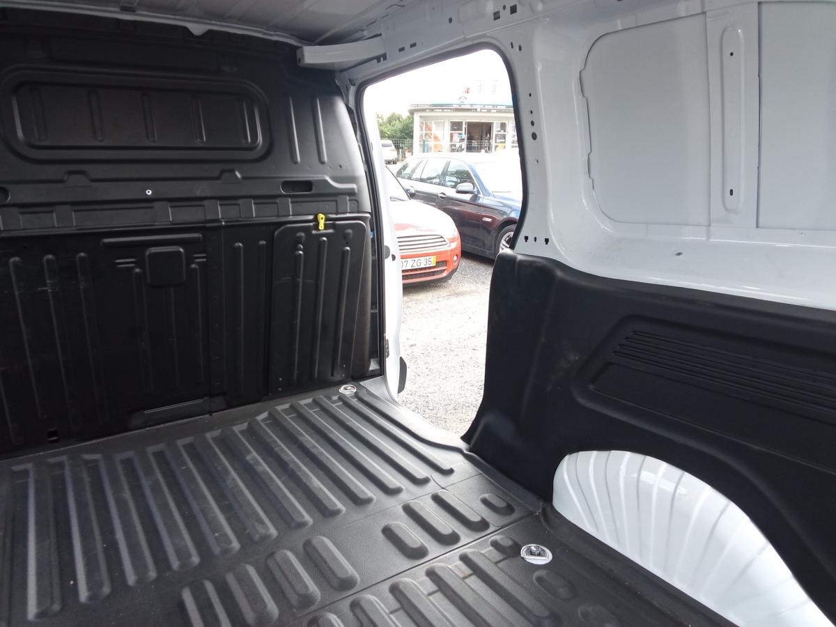 peugeot-partner-2024-diesel-1499cc
