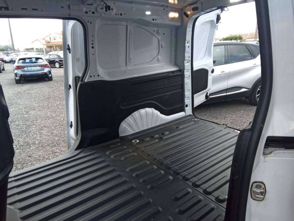 peugeot-partner-2024-diesel-1499cc