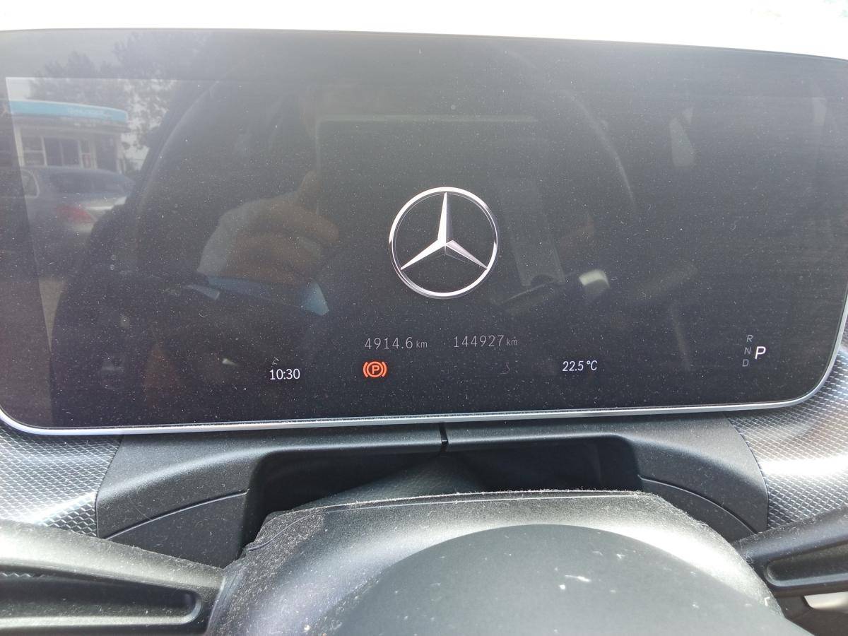 mercedes-benz-classe-c-2023-hibrido-a-gasolina-1999cc