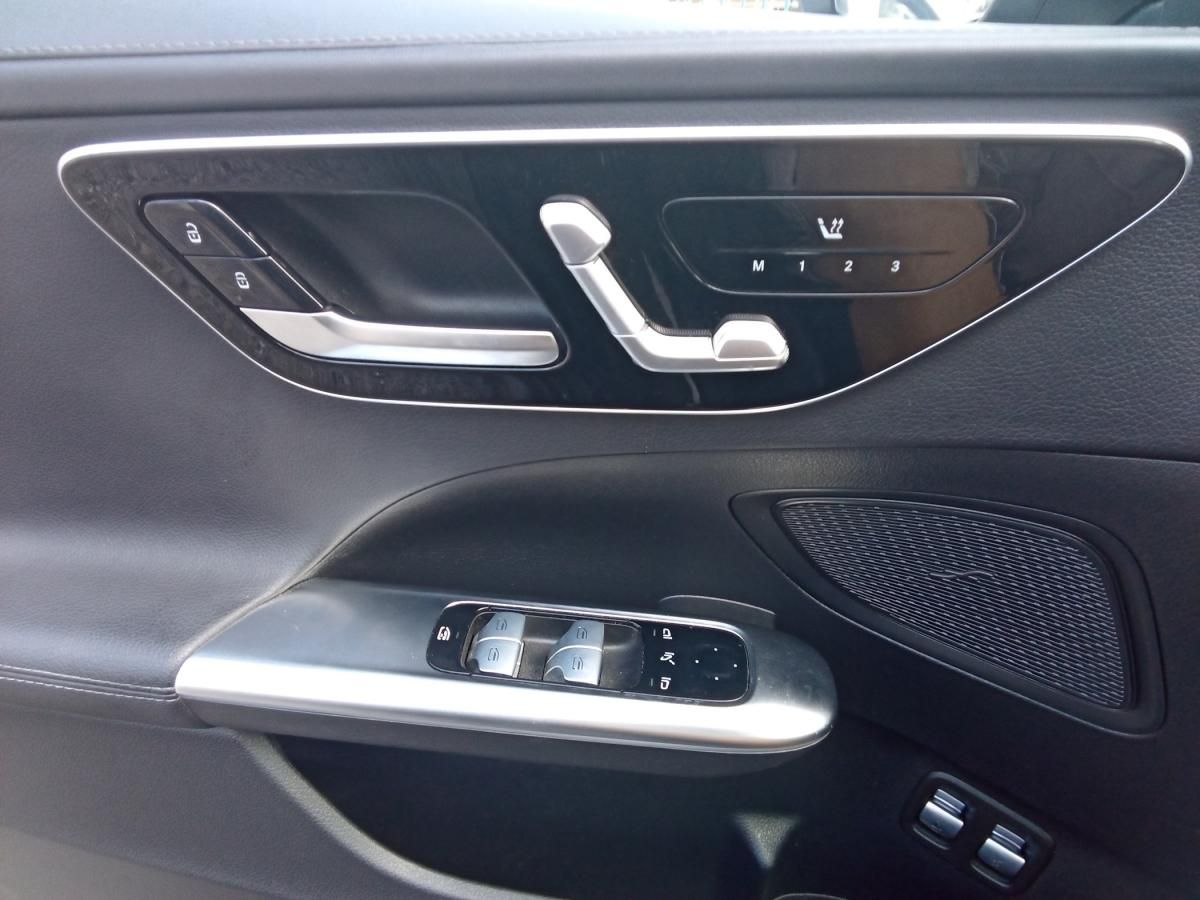 mercedes-benz-classe-c-2023-hibrido-a-gasolina-1999cc