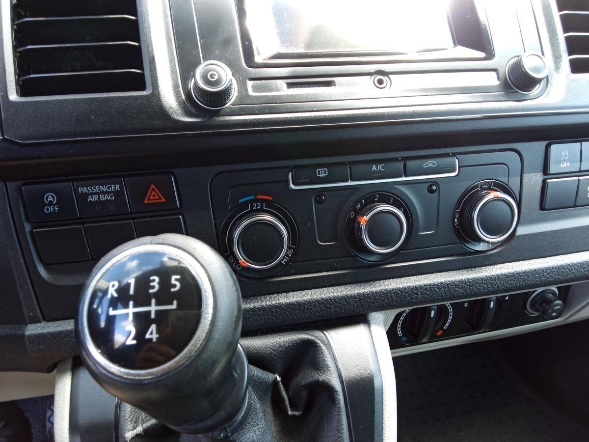 volkswagen-transporter-2019-diesel-1968cc