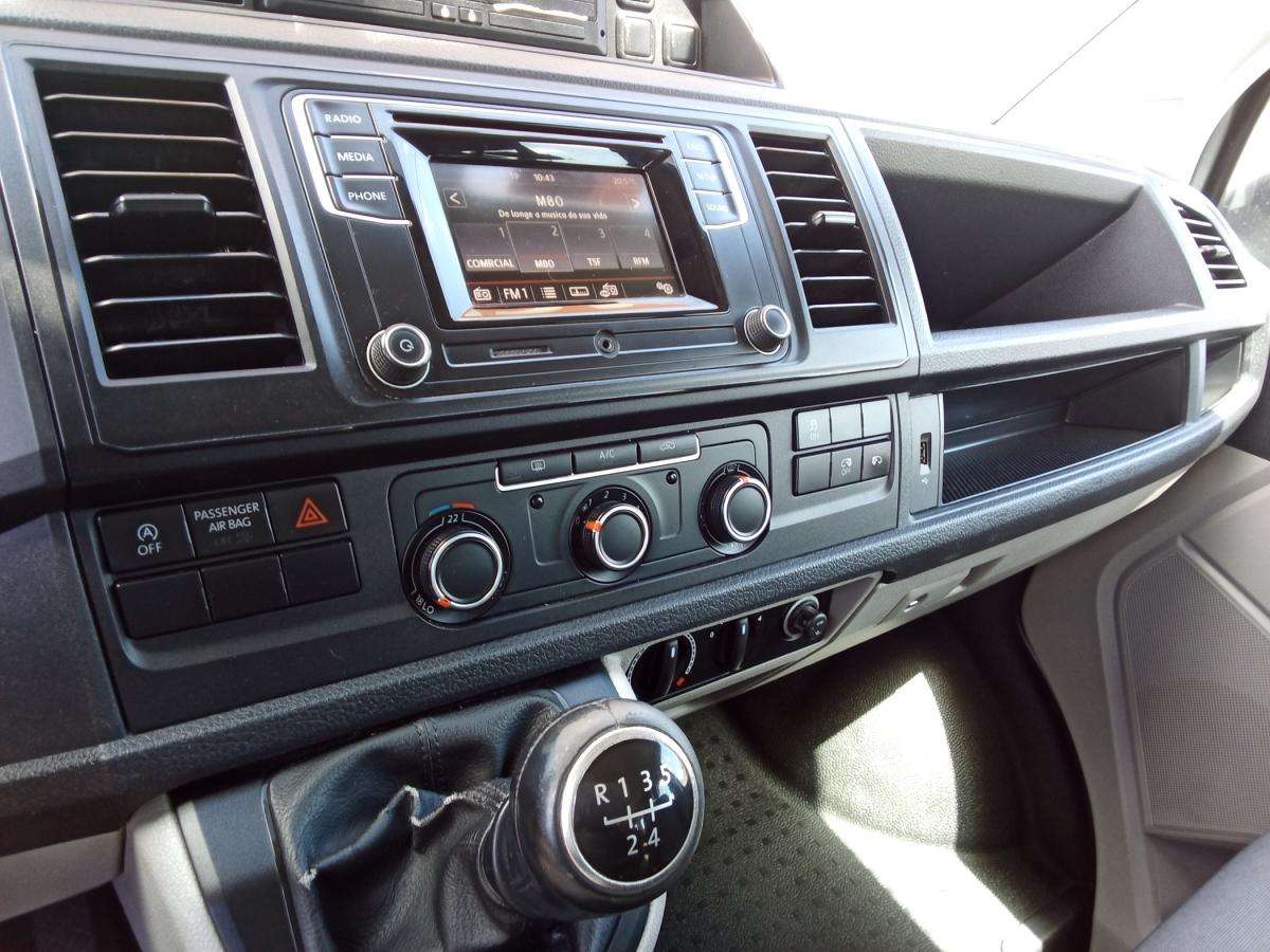 volkswagen-transporter-2019-diesel-1968cc