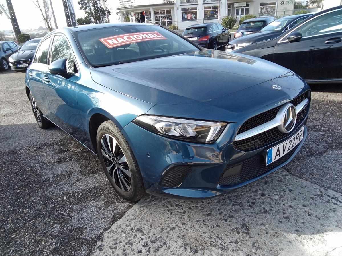 mercedes-benz-classe-a-2023-hibrido-a-gasolina-1332cc