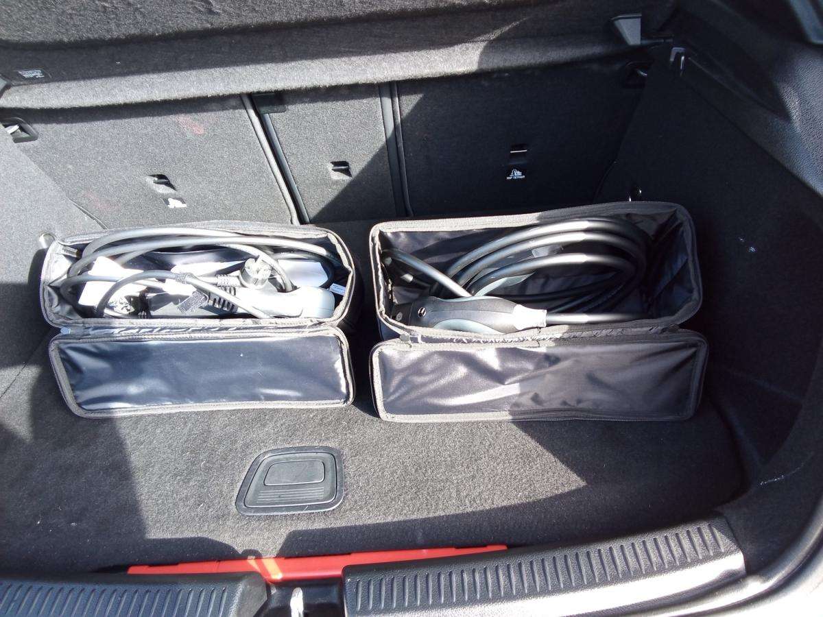 mercedes-benz-classe-a-2023-hibrido-a-gasolina-1332cc