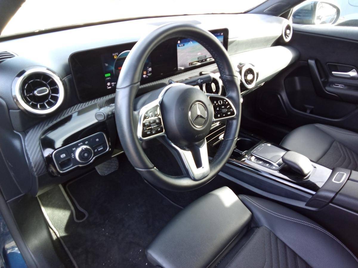 mercedes-benz-classe-a-2023-hibrido-a-gasolina-1332cc