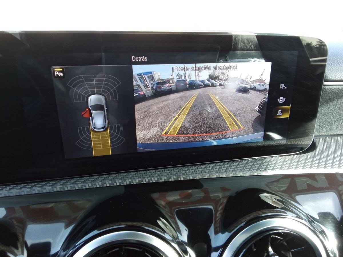 mercedes-benz-classe-a-2023-hibrido-a-gasolina-1332cc