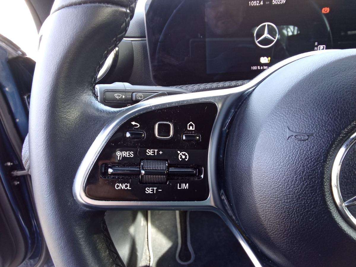 mercedes-benz-classe-a-2023-hibrido-a-gasolina-1332cc